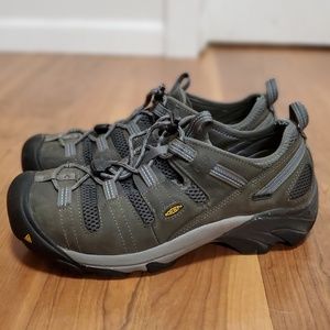 Keen steel-toed shoes